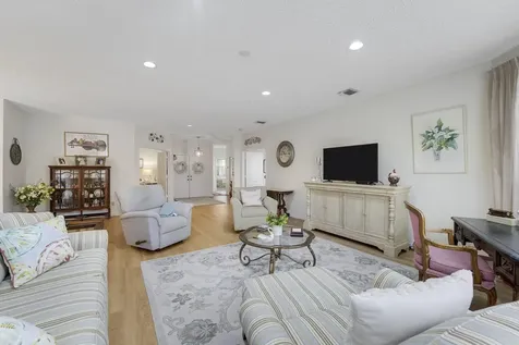 110 Legendary Circle Palm Beach Gardens FL 33418