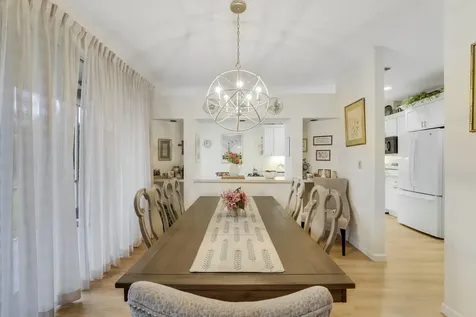 110 Legendary Circle Palm Beach Gardens FL 33418