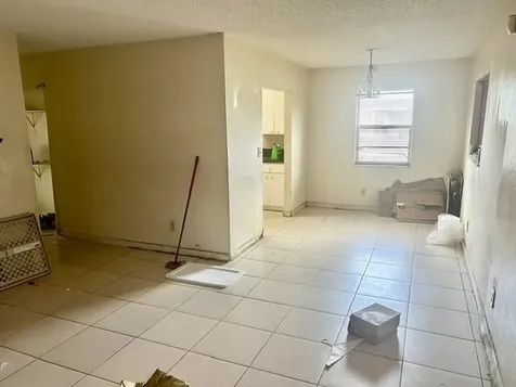 2951 NW 8th Street Pompano Beach FL 33069