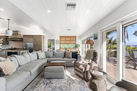 90 NW Alice Street Jensen Beach FL 34957