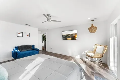 90 NW Alice Street Jensen Beach FL 34957