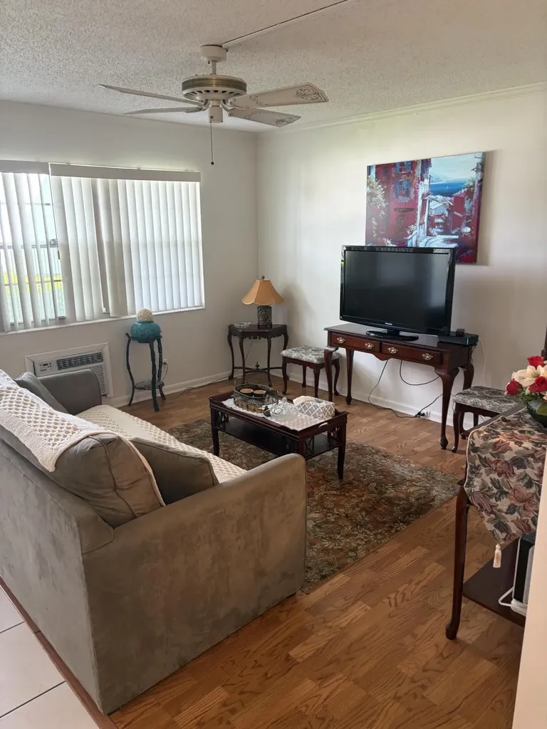 29 Newport B Deerfield Beach FL 33442
