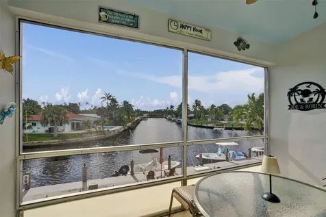 935 SE 9th Avenue Pompano Beach FL 33060