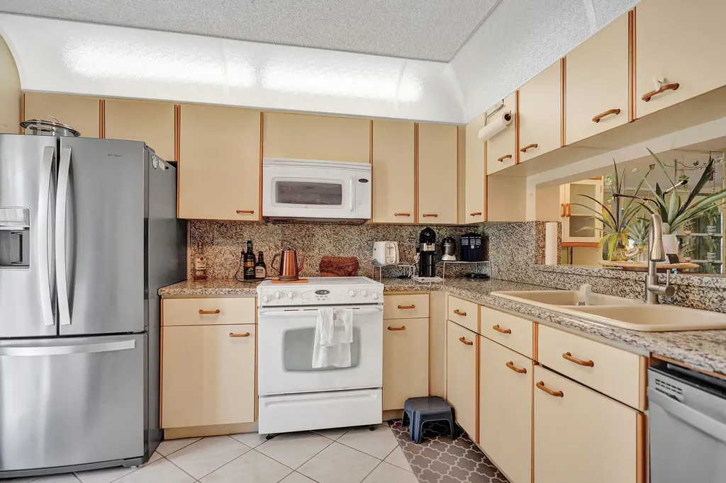 5201 W Club Circle Boca Raton FL 33431