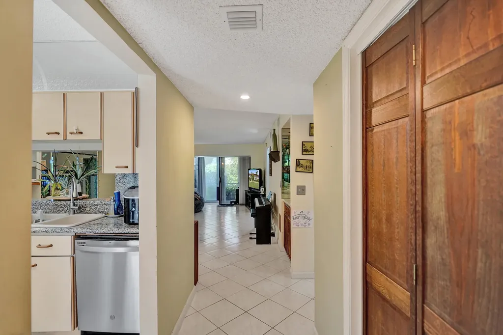5201 W Club Circle Boca Raton FL 33431