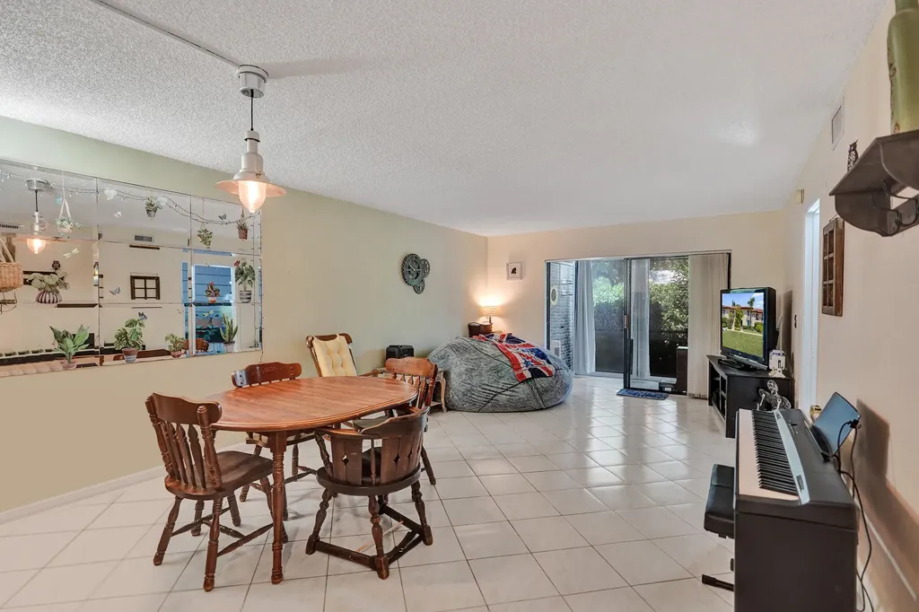 5201 W Club Circle Boca Raton FL 33431