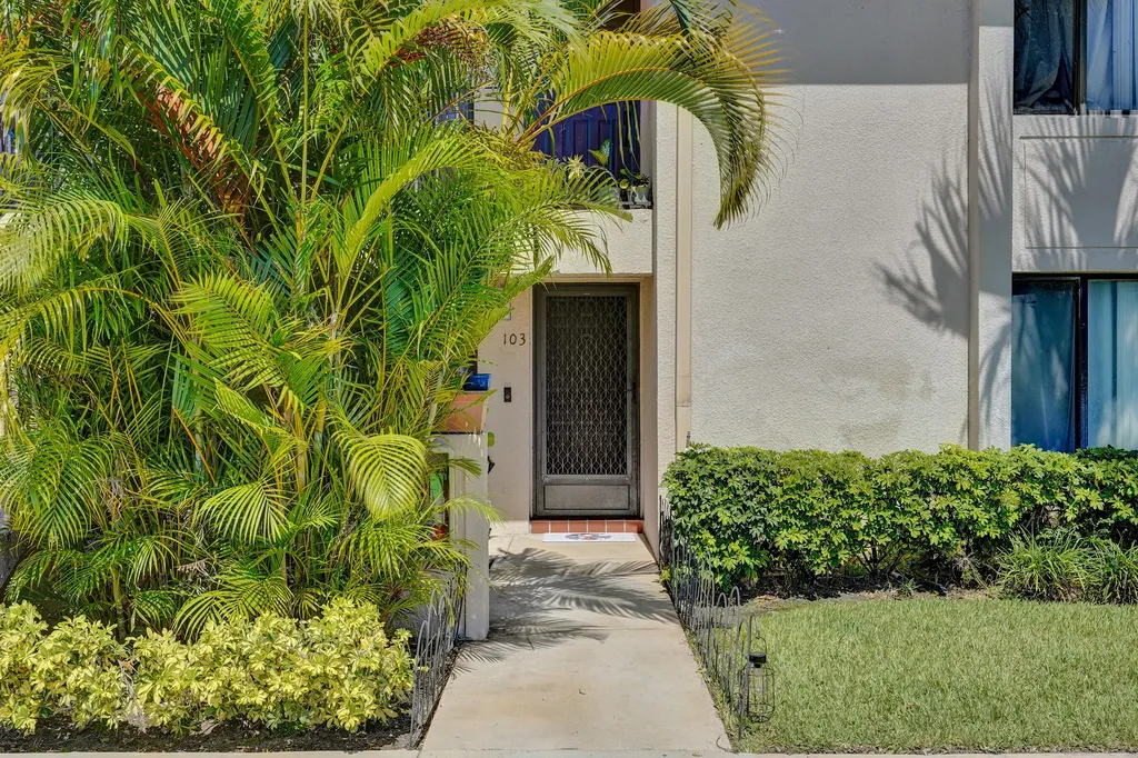 5201 W Club Circle Boca Raton FL 33431
