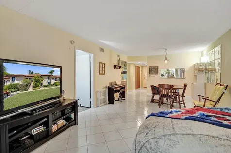 5201 W Club Circle Boca Raton FL 33431