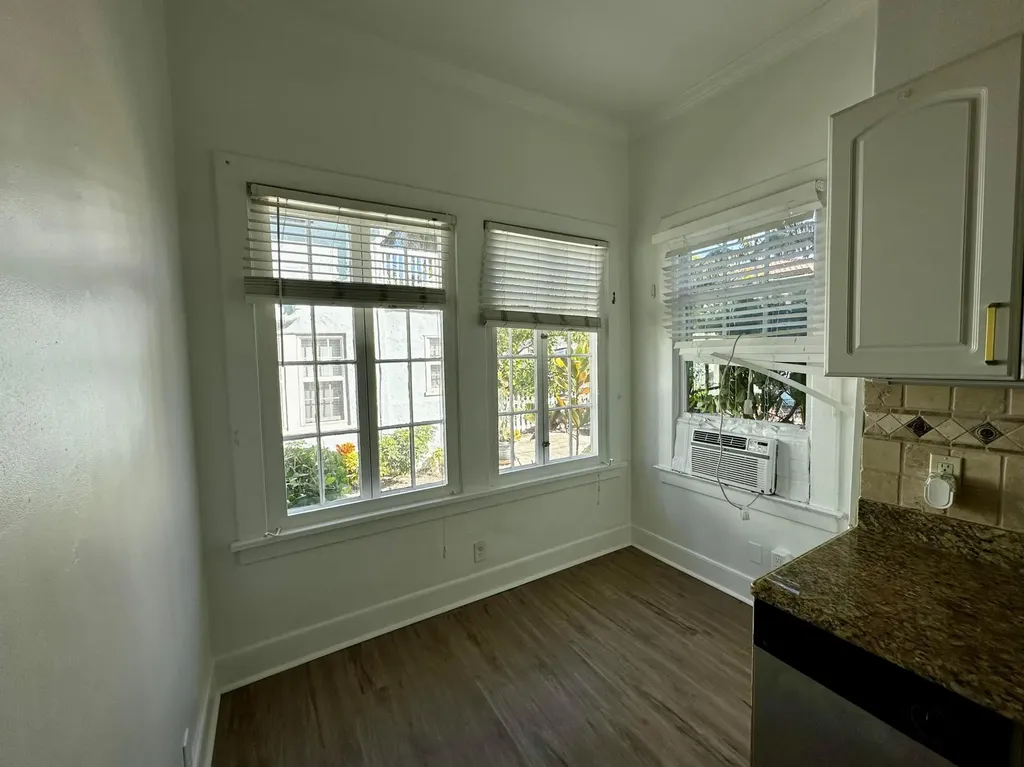 270 Seminole Avenue Palm Beach FL 33480