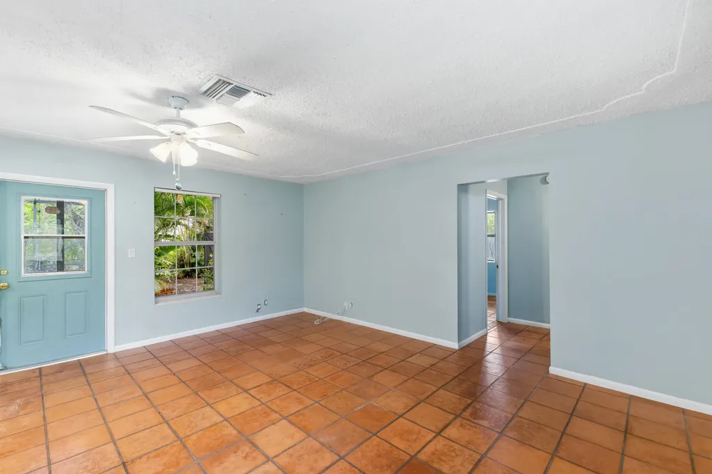 201 W Riverside Drive Jupiter FL 33469