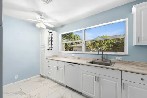 201 W Riverside Drive Jupiter FL 33469