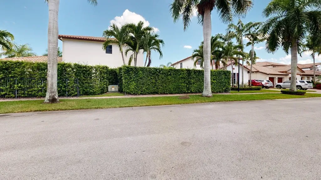 3686 NW 85th Terrace Cooper City FL 33024