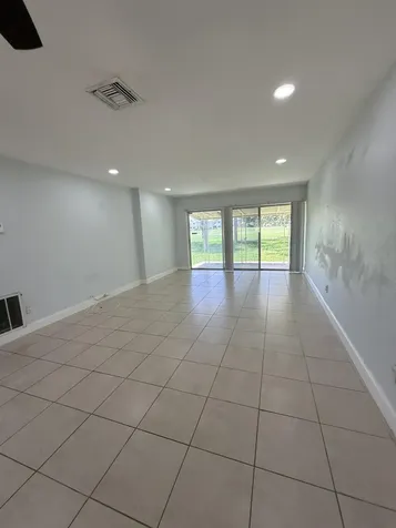 9640 NW 65th Street Tamarac FL 33321