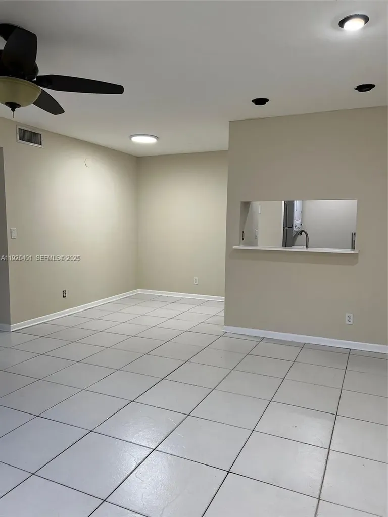 1014 Twin Lakes Drive Coral Springs FL 33071