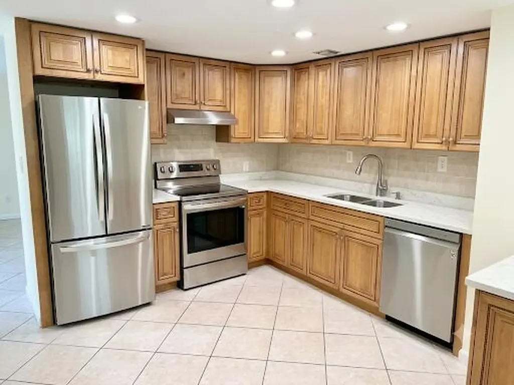 1015 Ainslie A Drive Boca Raton FL 33434