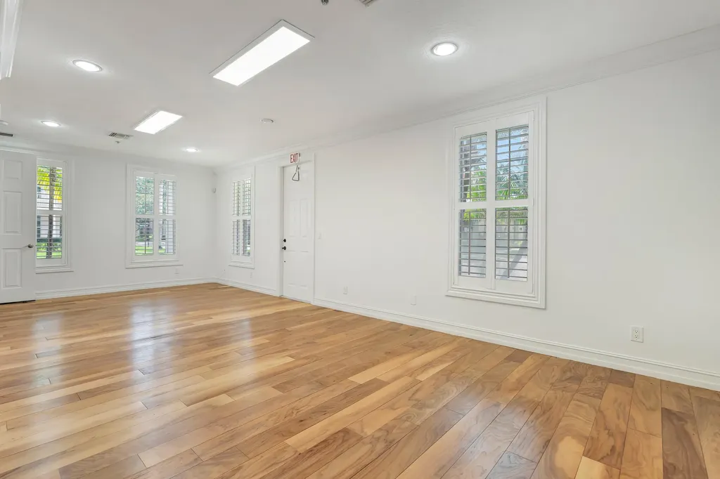 4344 Main Street Jupiter FL 33458
