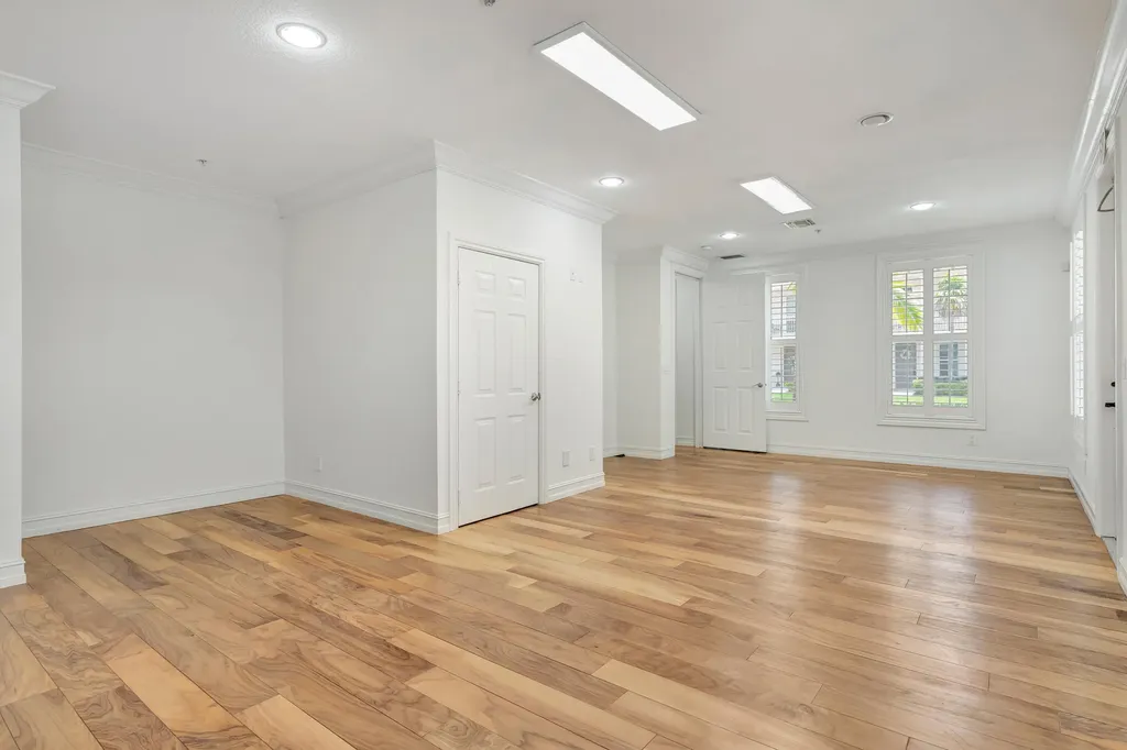 4344 Main Street Jupiter FL 33458