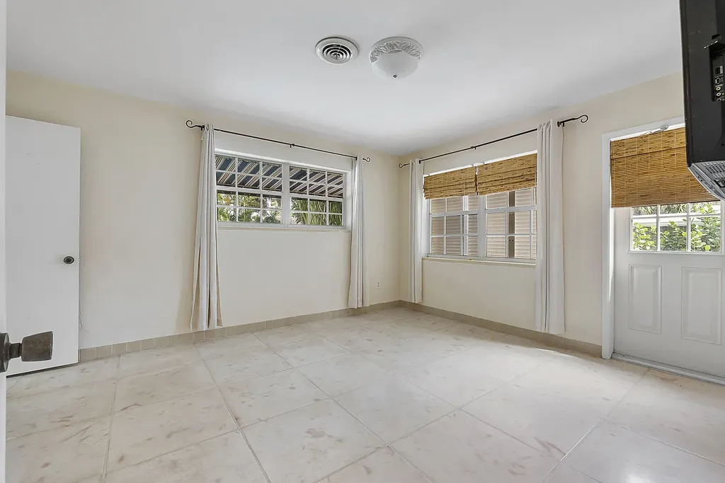 700 NE 26th Avenue Pompano Beach FL 33062