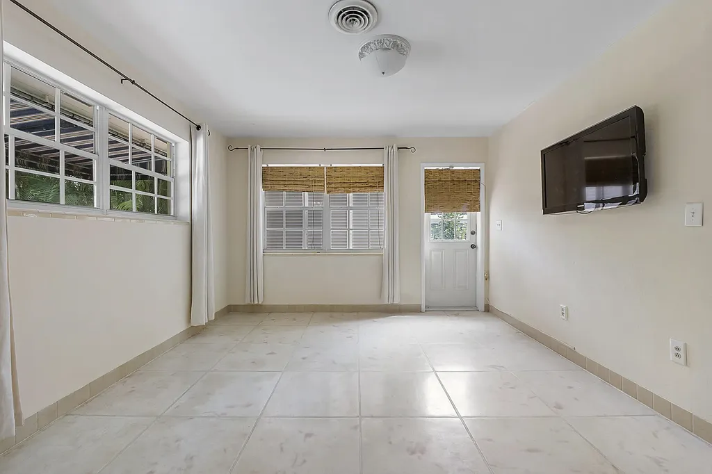700 NE 26th Avenue Pompano Beach FL 33062