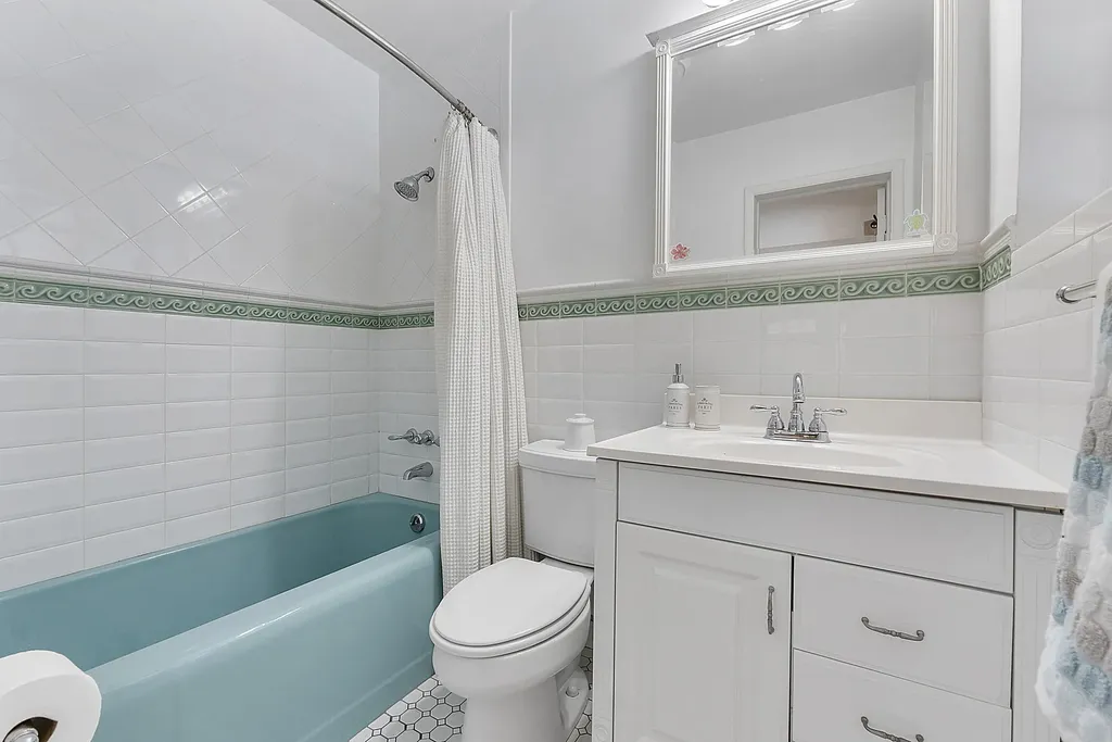 700 NE 26th Avenue Pompano Beach FL 33062