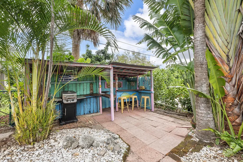 700 NE 26th Avenue Pompano Beach FL 33062