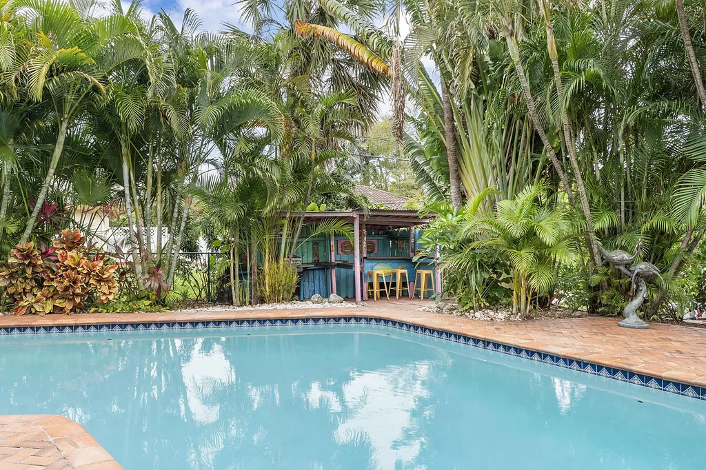 700 NE 26th Avenue Pompano Beach FL 33062