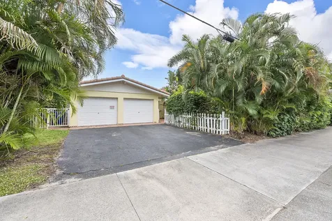 700 NE 26th Avenue Pompano Beach FL 33062