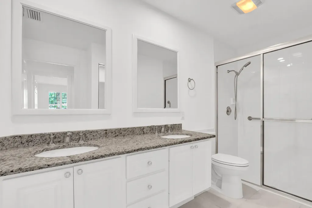 5181 Magnolia Bay Circle Palm Beach Gardens FL 33418