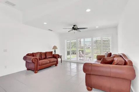 5181 Magnolia Bay Circle Palm Beach Gardens FL 33418