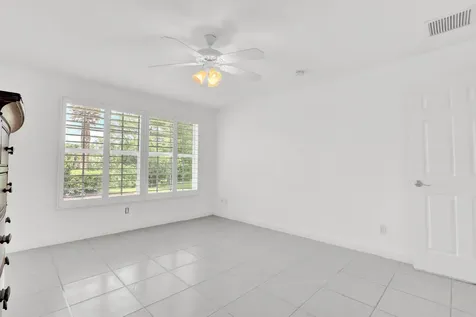 5181 Magnolia Bay Circle Palm Beach Gardens FL 33418