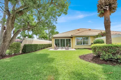 5181 Magnolia Bay Circle Palm Beach Gardens FL 33418