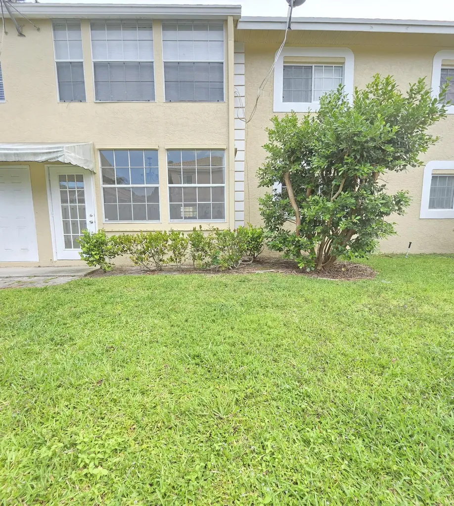 1503 Palm Beach Trace Drive Royal Palm Beach FL 33411