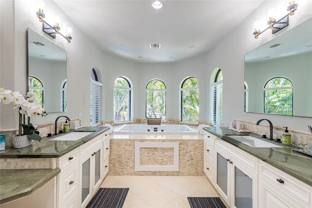 2415 Middle River Drive Fort Lauderdale FL 33305