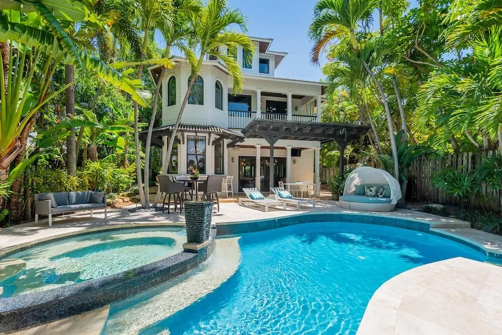 2415 Middle River Drive Fort Lauderdale FL 33305