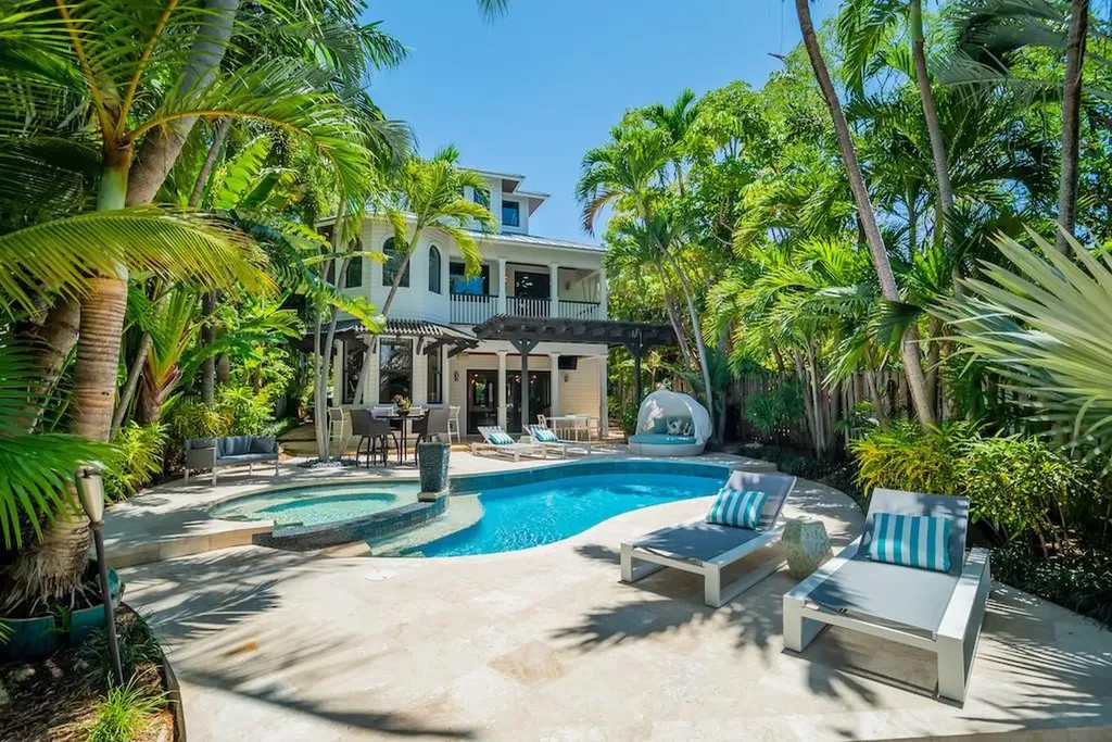 2415 Middle River Drive Fort Lauderdale FL 33305