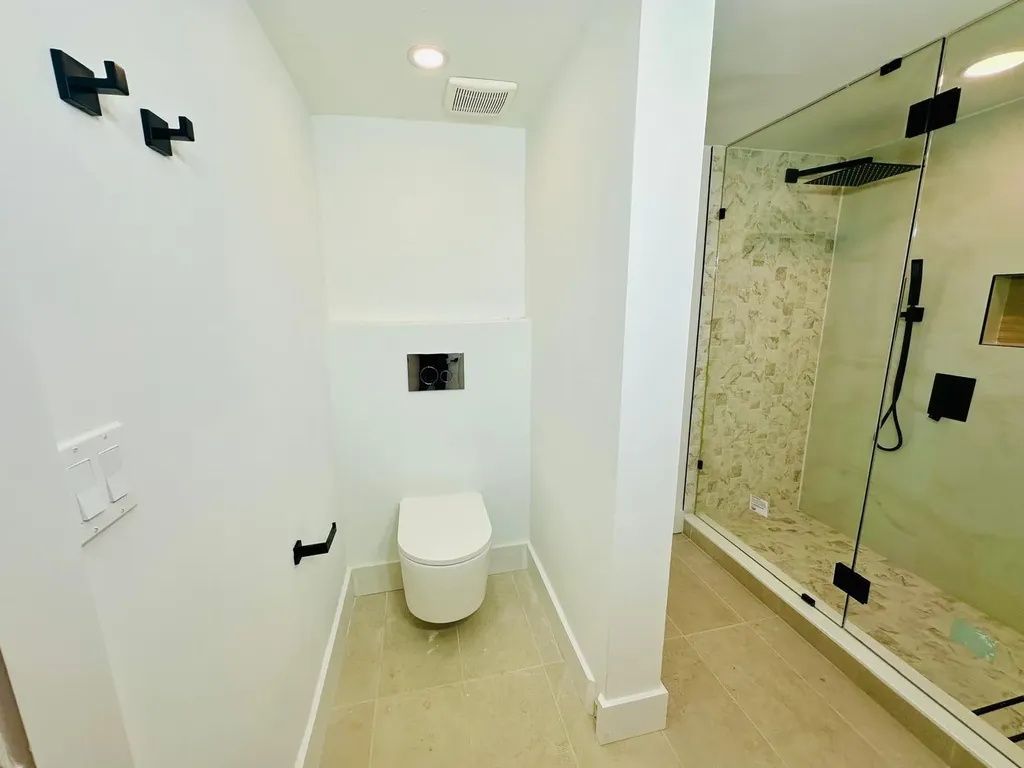 5900 Camino Del Sol Boca Raton FL 33433