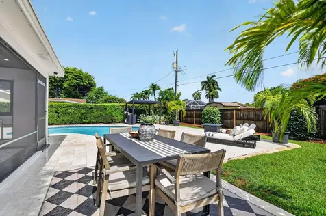 110 W Coconut Drive Lake Worth FL 33467
