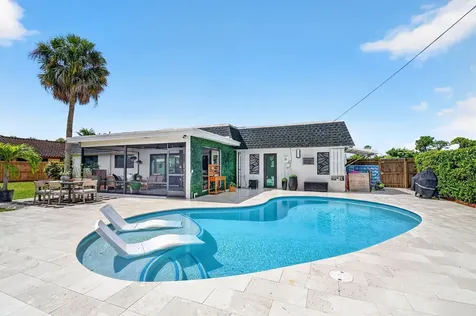 110 W Coconut Drive Lake Worth FL 33467