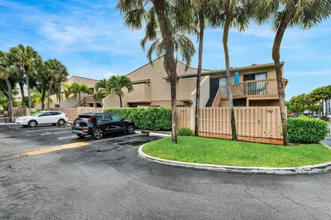 612 Executive Center Drive West Palm Beach FL 33401
