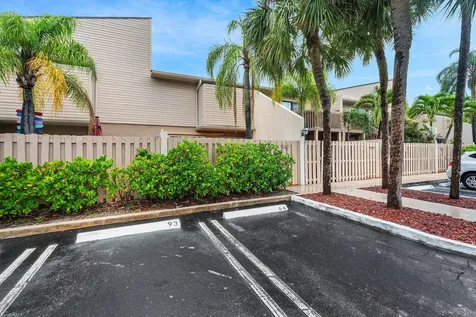 612 Executive Center Drive West Palm Beach FL 33401