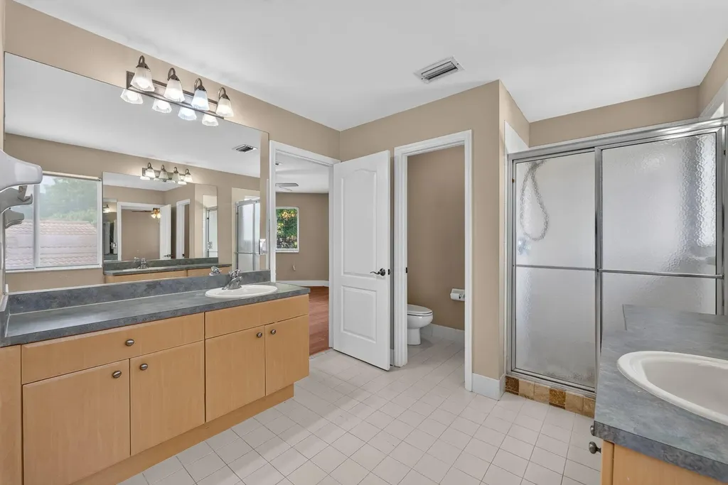 6775 SW 195th Avenue Fort Lauderdale FL 33332