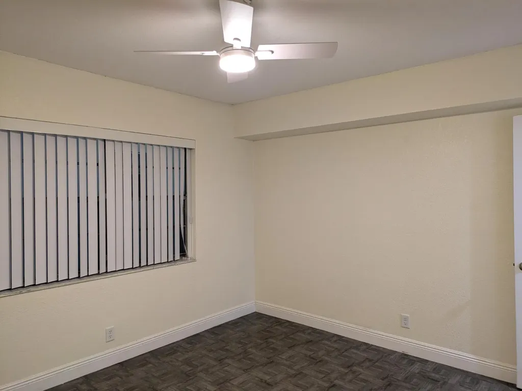 2810 Riverside Drive Coral Springs FL 33065