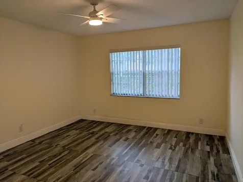 2810 Riverside Drive Coral Springs FL 33065