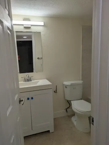 2810 Riverside Drive Coral Springs FL 33065
