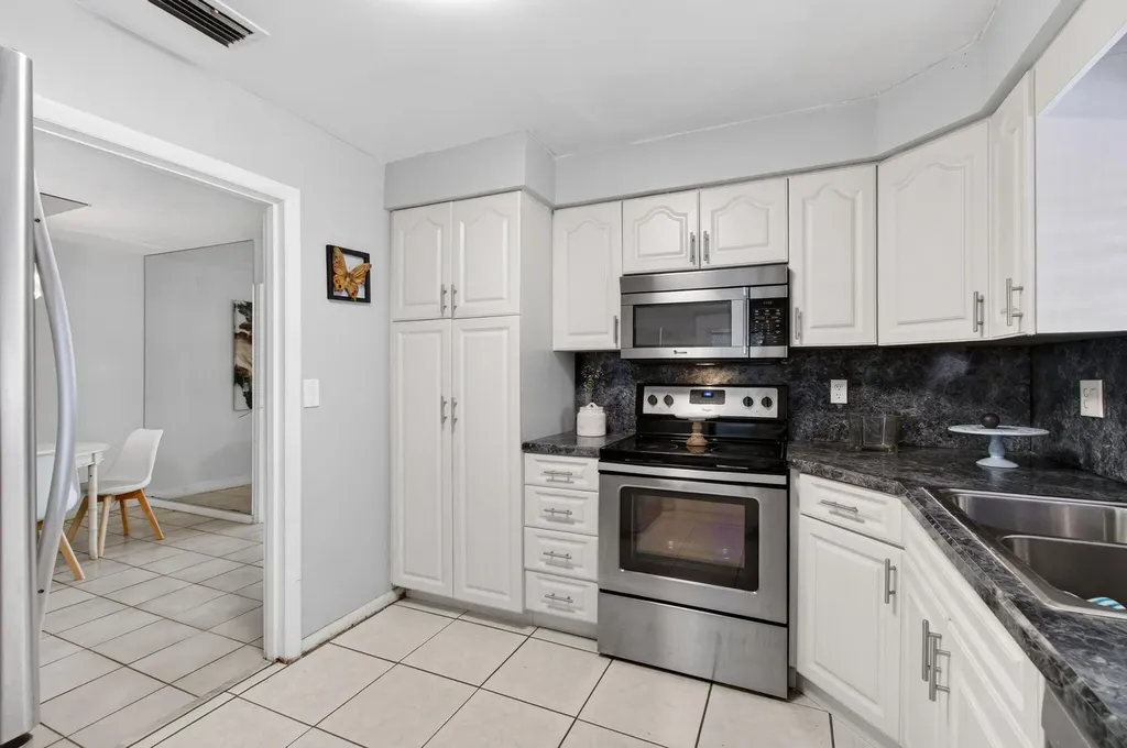 183 Harvard Drive Lake Worth FL 33460