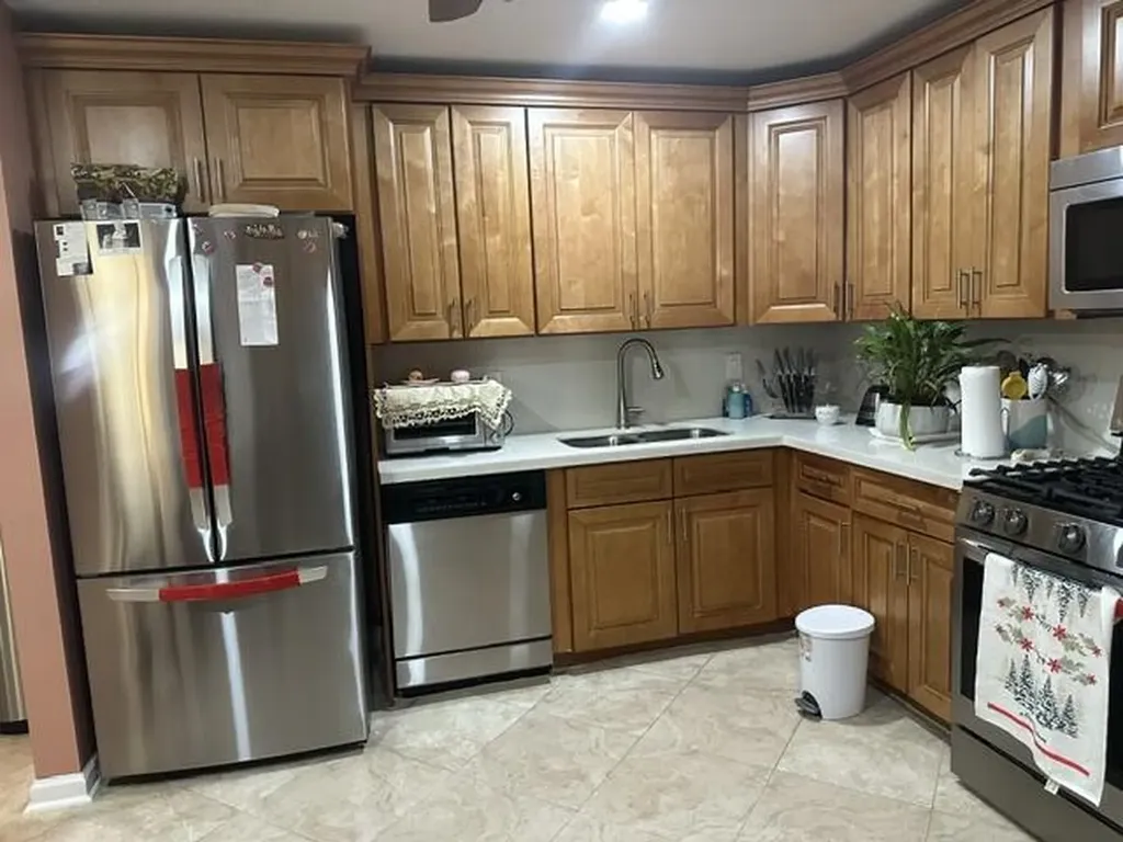 6045 Carthage Circle N Lake Worth FL 33463