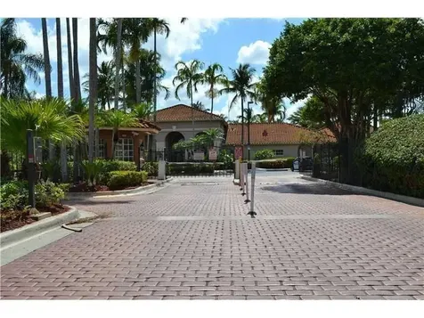 18352 NW 68th Avenue Hialeah FL 33015