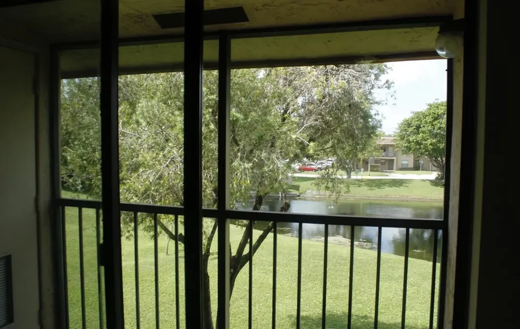 21943 Remsen Terrace Boca Raton FL 33433