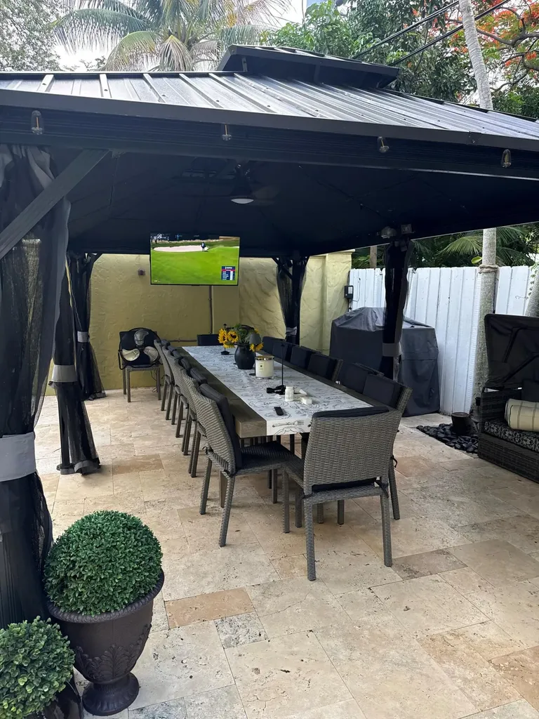 1411 NE 7th Street Fort Lauderdale FL 33304