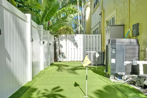 1411 NE 7th Street Fort Lauderdale FL 33304